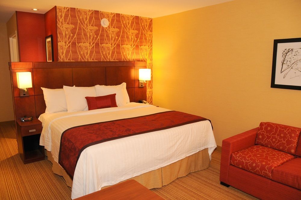 Courtyard Des Moines West-Jordan Creek Ξενοδοχείο West Des Moines Δωμάτιο φωτογραφία